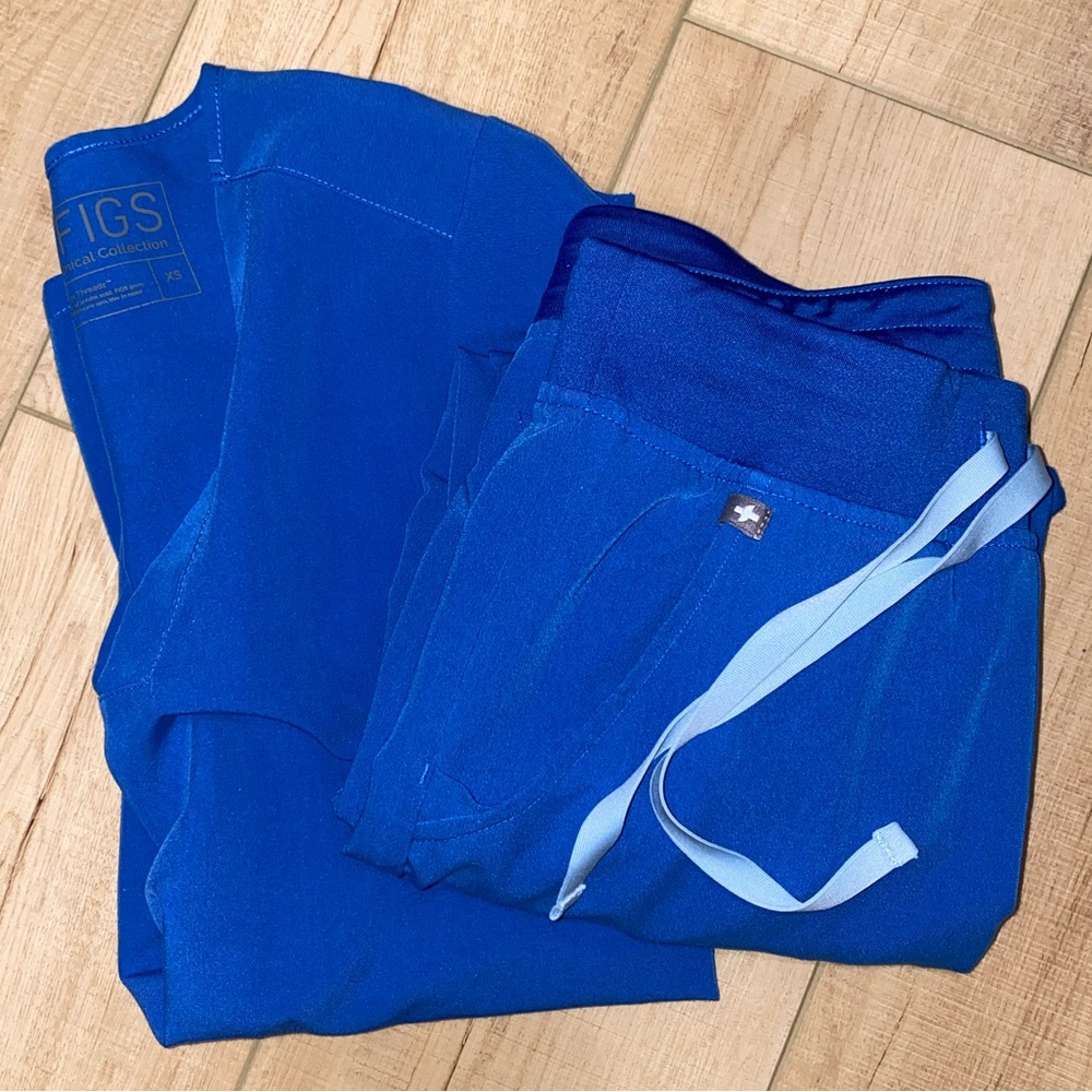 COPY - Figs scrubs